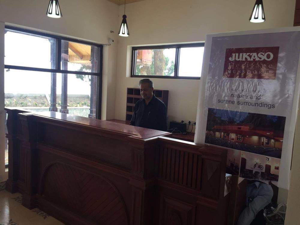 Hotel Treebo Trend Royal Mansion Mussoorie Exterior foto