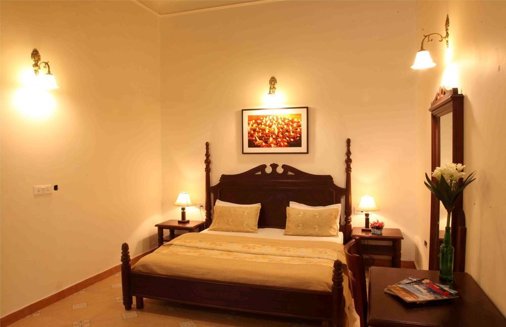 Hotel Treebo Trend Royal Mansion Mussoorie Exterior foto